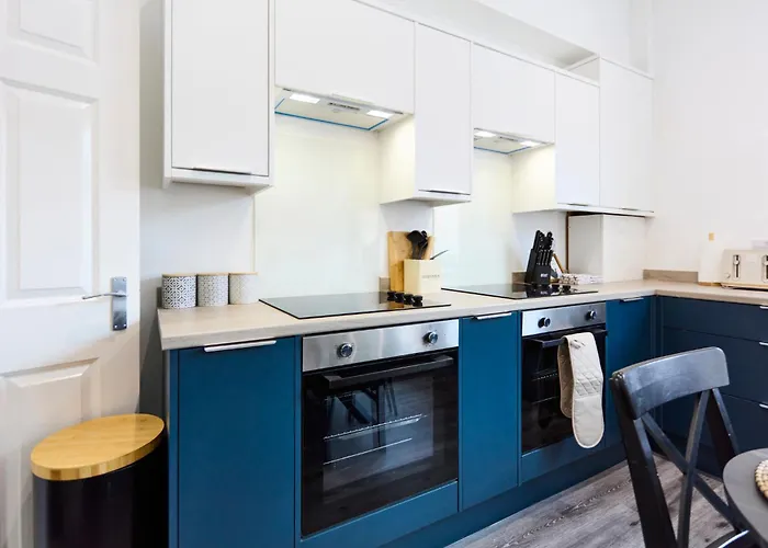 Contractor Accommodation, 6br House With Parking Holiday home *