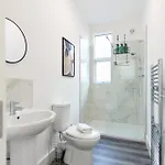Holiday home Contractor Accommodation, 6br House With Parking *