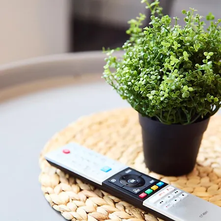 6br House Contractors Coporate Insurance Monthly Semesterbostad