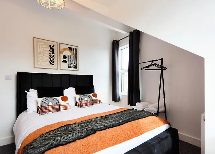 Contractor Accommodation, 6br House With Parking 別荘