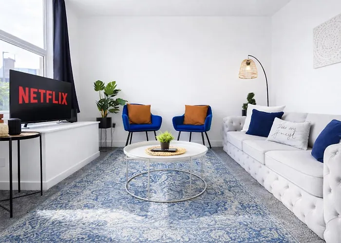 Contractor Accommodation, 6br House With Parking *