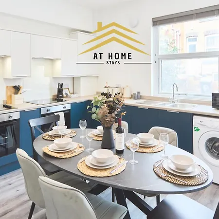 6br House Contractors Coporate Insurance Monthly Vakantiehuis Leeds (West Yorkshire)