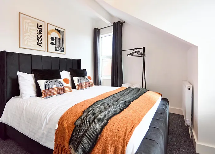 Contractor Accommodation, 6br House With Parking Holiday home *